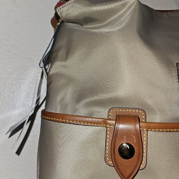 Dooney & Bourke Wayfarer Boho Nylon/Leather Large Shoulder Bag Taupe NWT - Picture 11 of 16